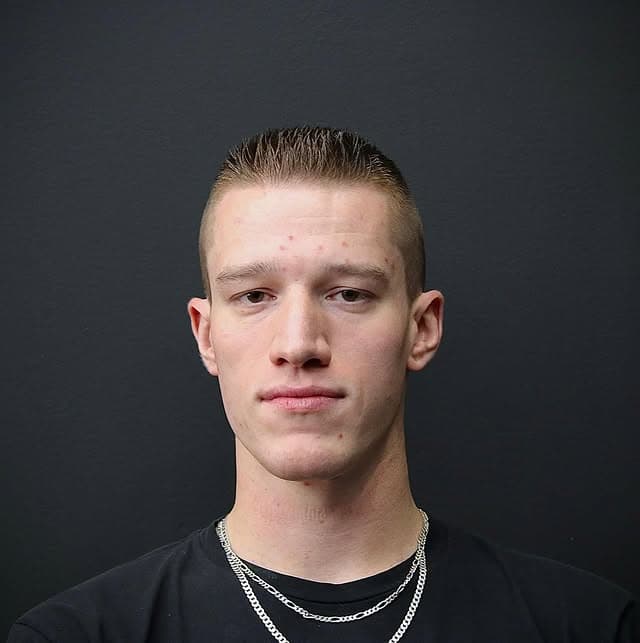 Blonde crew cut with skin fade